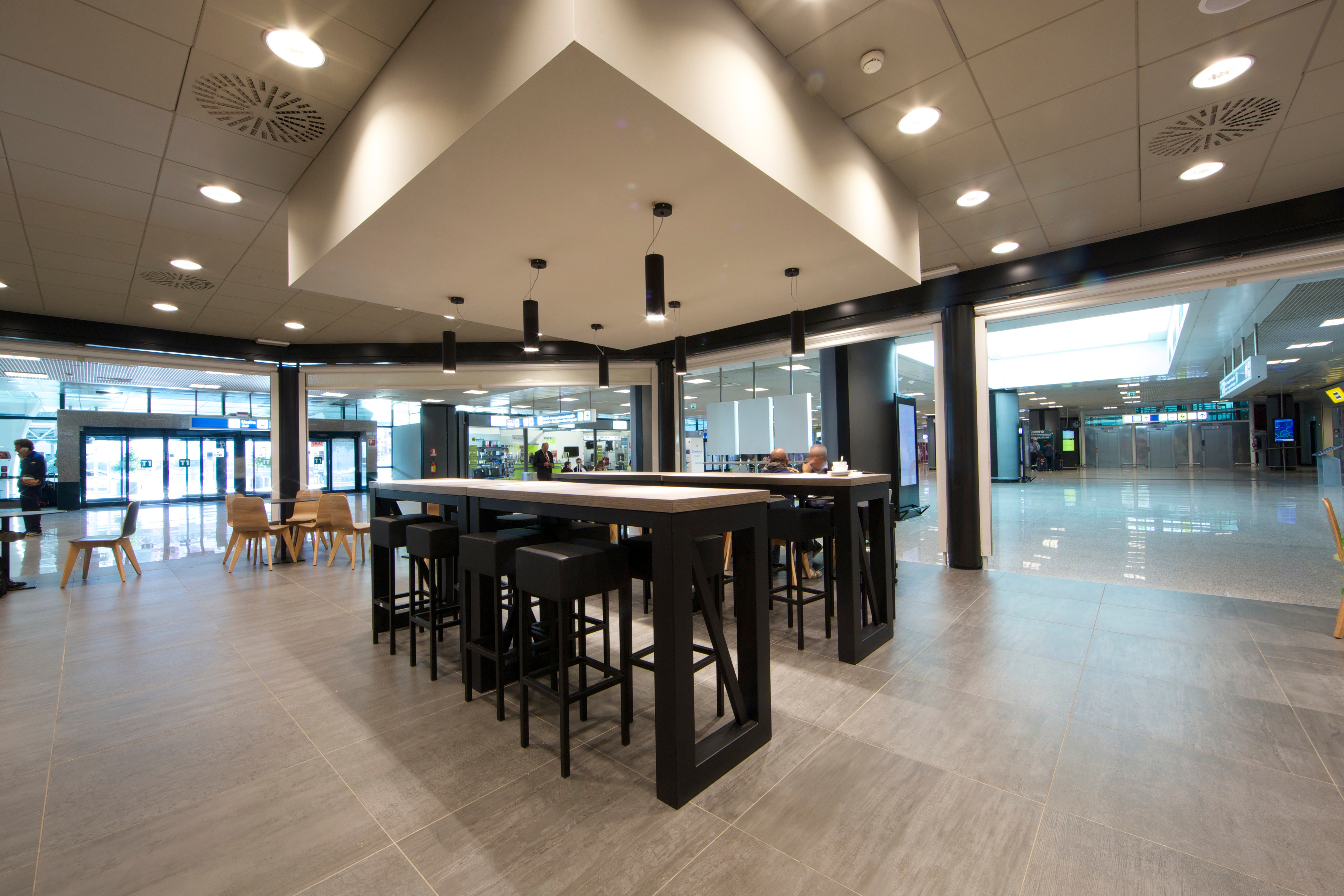 AtlasConcorde Fiumicino Airport Bar Moka Italia 020